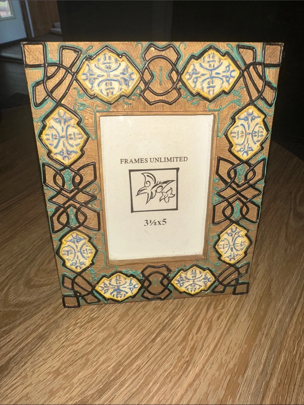 Vintage Ornate Enamel Picture Frame- 3.5x5
